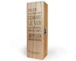 Caisse à Vin Anniversaire Citation Gravée -Cadeaux 03a3c7120a17472512fc0588fb6d6d49d063b37f1c388bd4dd4f141d16f04099