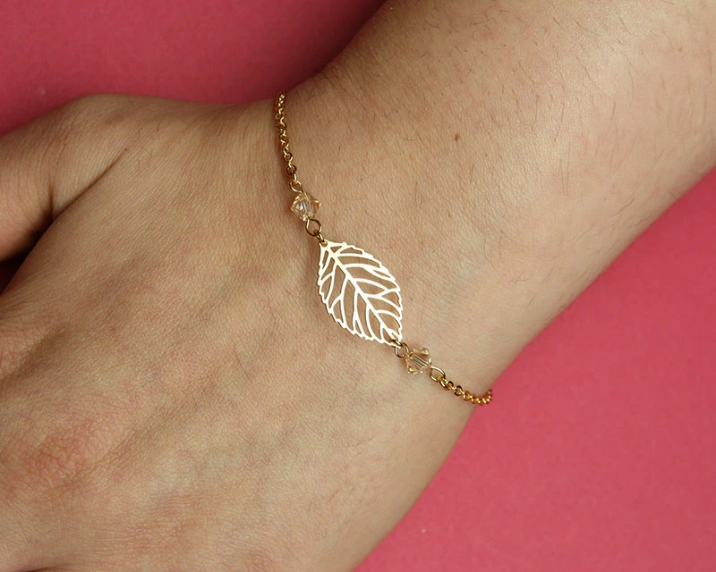 Bracelet Fantaisie Orné De Cristaux Swarovski® Avec Son Pétale éternel 1 Bracelet Fantaisie Orné De Cristaux Swarovski® Avec Son Pétale éternel