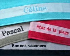 Grande Serviette De Bain Brodée -Cadeaux 277e521f2b0a8fd057f5418136eb173556f1904b9a9d56ceea8bd03c455431020