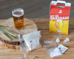 Kit D'initiation Au Brassage De Bière Et Son Verre à Bière Personnalisé 9 Kit D'initiation Au Brassage De Bière Et Son Verre à Bière Personnalisé -Cadeaux 303b3dc0c159173bca1ce8f527197befc5c3e857923ac70817560e955a7536042