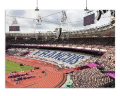 Affiche Stade -Cadeaux 3cf6f45e69da41f4bb7b5ff22d7b55333e87d4cdaba7142b493eb0e0511221009