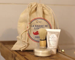 Kit Rasage Dans Son Pochon Personnalisé