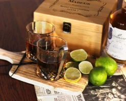 Coffret De Dégustation Whisky Personnalisé -Cadeaux 5052c8fba78816a3200d5f3764f5c80df87d7d5a606cf7324e081edf757036158