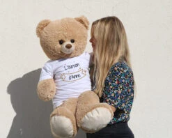 Ours Géant Personnalisable - Prénom 5 Ours Géant Personnalisable - Prénom -Cadeaux 5314e99b81416295e577025162184996b8fa20a0edb596195b6e021a22655357
