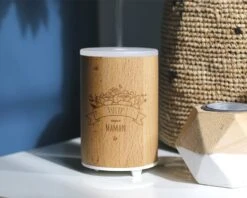 Diffuseur D'huile Essentielle Gravé - Maman Fleurie 5 Diffuseur D'huile Essentielle Gravé - Maman Fleurie -Cadeaux 5480e3b4d4c474199037ca8e7edc16be01f46a47b8c856d3c0020acffe554948