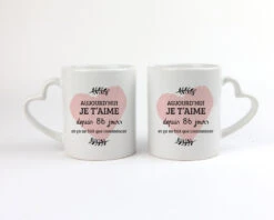 Lot De 2 Mugs Coeurs Personnalisés - Aujourd'hui Je T'aime Depuis X Jours -Cadeaux 60a0758378b956e7895722aefb5843ec9eb7afcd4b384a93b7331435f33b31546