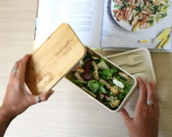 Bento Personnalisé -Cadeaux 62e2f32afce9d08a2fc0e644fa9c7a0d3c30ba26aa540a0093844715093936968