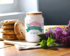 Pot à Biscuits Personnalisé - Maman Fleurie 7 Pot à Biscuits Personnalisé - Maman Fleurie -Cadeaux 68c7665251c3b210d20e7fa548b3c9fc1fb5c09d9cd44d5e409c968a27f935952