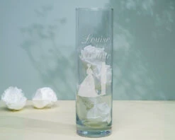 Vase Personnalisable - Mariage 6 Vase Personnalisable - Mariage -Cadeaux 741b5b6d10780afc136acaa2a9deb636e561f5bfe4743e4dddb3bf6e196c4002