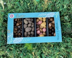 Coffret De Chocolats De Pâques Personnalisé -Cadeaux 761f9ed6782554a11c25e2cf2c2b330487f24bb7080c6381e48064c7121c38162