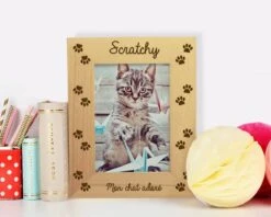 Cadre En Bois Gravé Empreintes Chat