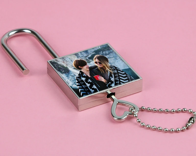 Cadenas De L'Amour Personnalisable - Photo 1 Cadenas De L'Amour Personnalisable - Photo