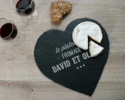 Plateau Ardoise Cœur Gravé -Cadeaux 9dce7dff02b637afe820df20880b9b77b4d72a84421a0bdc50e99aa4f8734761