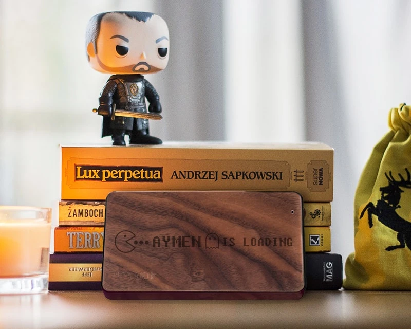 Batterie Externe En Bois Personnalisable Grand Format 4000 MAh - Gamer 1 Batterie Externe En Bois Personnalisable Grand Format 4000 MAh - Gamer