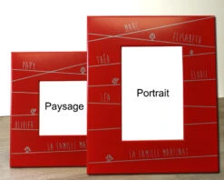 Cadre Métal Rouge Gravé Famille Message