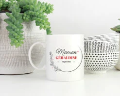 Mug Personnalisé - Maman Depuis -Cadeaux b0613b0213c970b17bd5498eed1f79b9be98c6cb896664ac3d9fb3b72eda35837