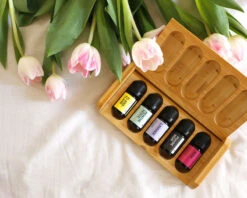 Coffret D'huiles Essentielles Personnalisable - Coeur -Cadeaux b848a80a7a017cebd6007143ae898d4709b1952b3ed2b22e0fc08284796935759