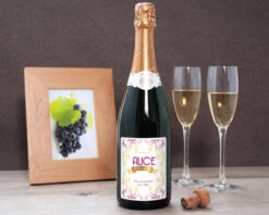 Champagne Anniversaire Pour Elle Personnalisé -Cadeaux bef43e68b83dcc4a360fa05d69ee2147ee6988886aaa0aa6ef8f30d9775d27281