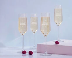 Lot De 2 Flûtes à Champagne Personnalisables - Famille -Cadeaux d009daa9dabb186e2924ee106b8ec0def92db4f5fc654bf3477146ab6bb25290