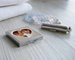 Miroir De Sac Coeur Photo -Cadeaux ee18573fce19ee65986ea0a36d13e2b9f878cf7c19170722597cea0a7bf82328