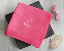 Le Paréo De Bain Brodé -Cadeaux f6e2ee0c1d80390c331e059f7ce81115abcda096f097edf4db249f7d7b5430816