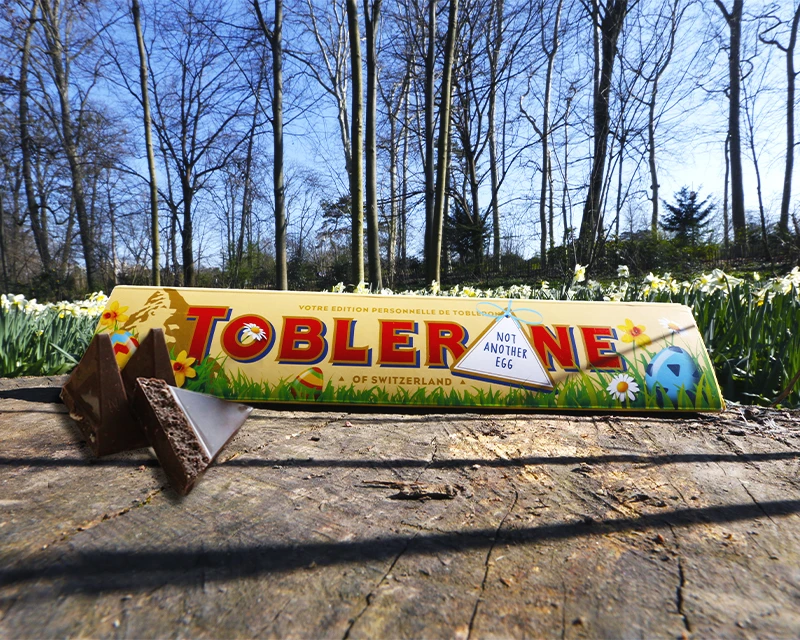 Toblerone Géant - Joyeuses Pâques 4 Toblerone Géant - Joyeuses Pâques – Image 4